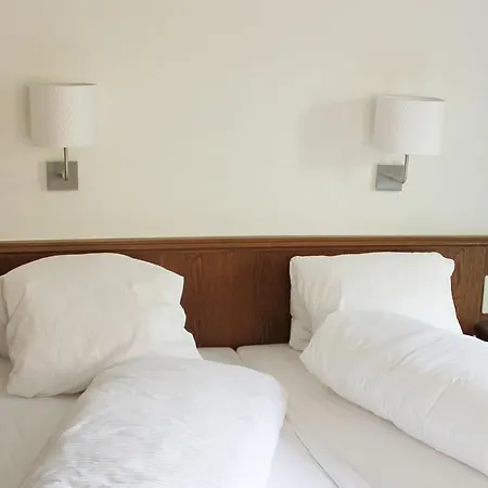 Walensee Trattoria 3* Weesen