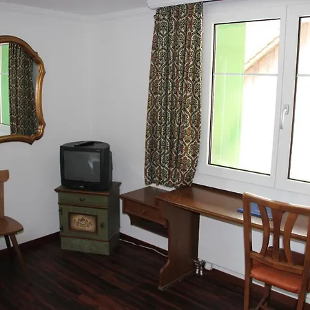 Walensee Trattoria 호텔 3*